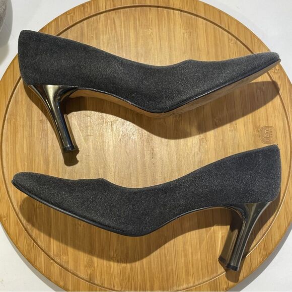 Etienne Aigner Grey Flannel Pumps Women’s 8 Vintage Silver Metallic Block Heel - Picture 7 of 8